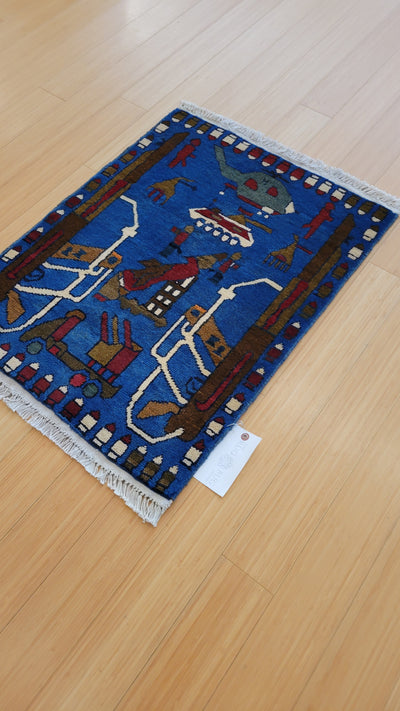 AFGHAN WAR RUG 2X2.8