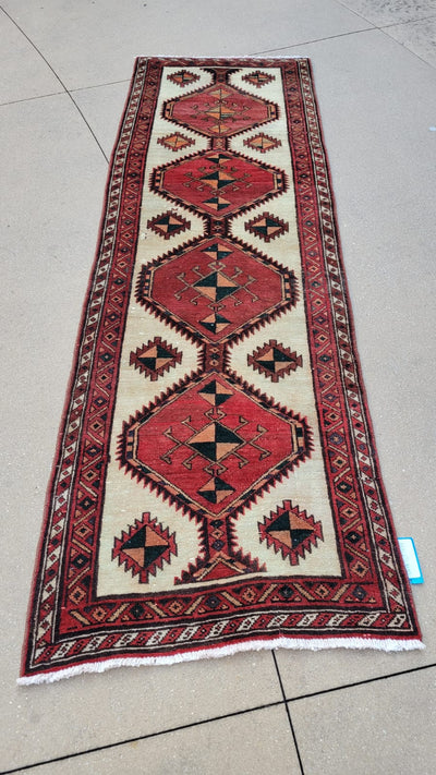 Persian Sarab  Size 3.1 X 9.9