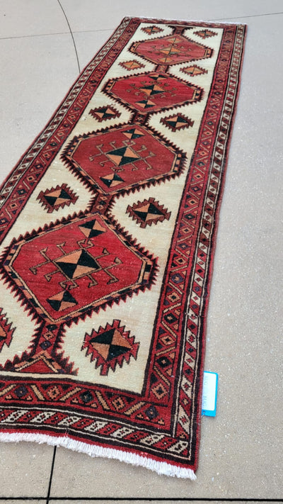 Persian Sarab  Size 3.1 X 9.9