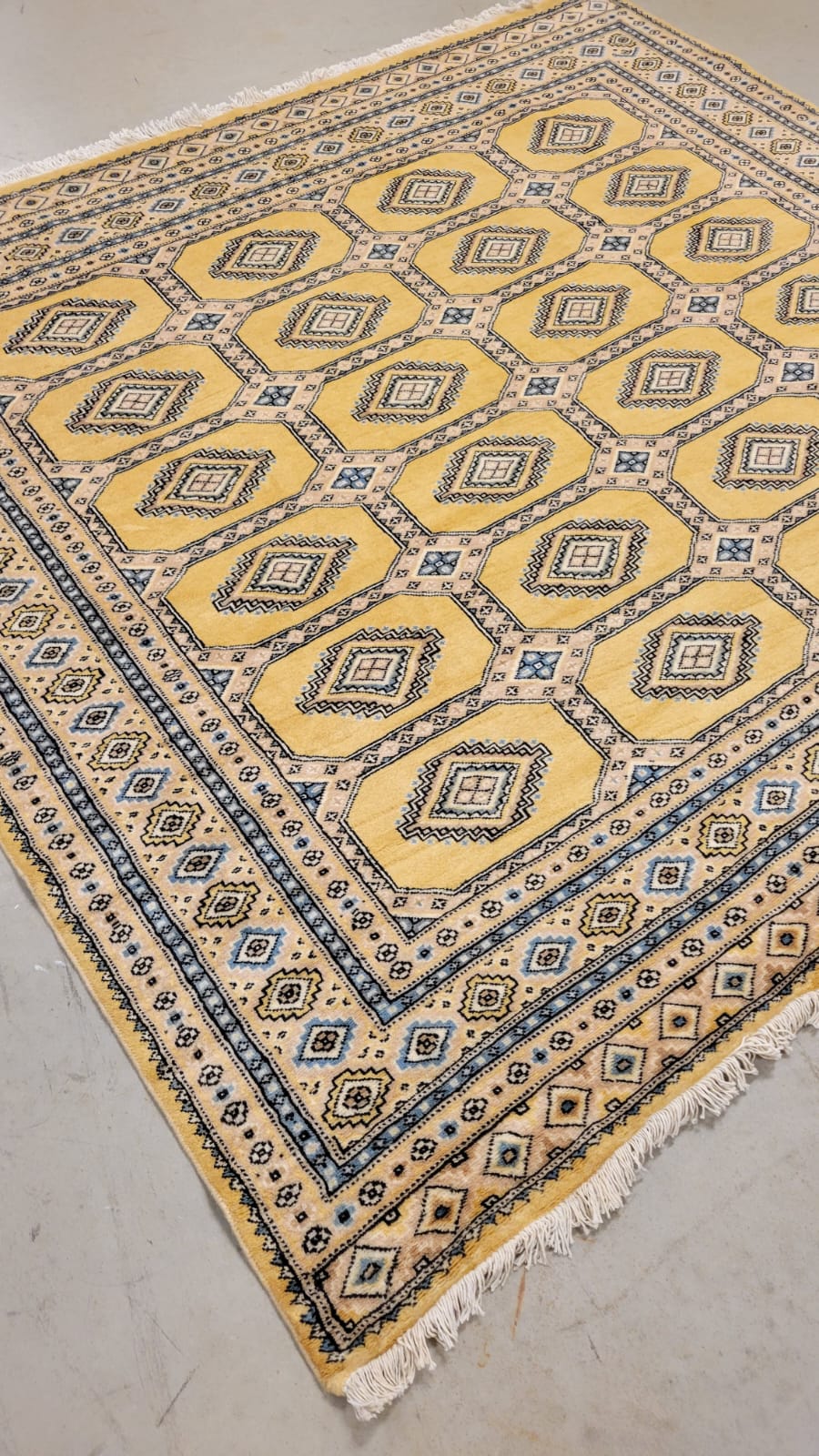 Pakistan Bokhara 6.1 X 6.7