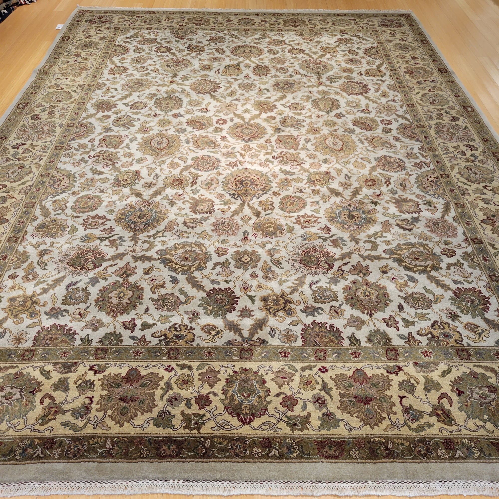 Indo Jaipour 10.2 X 13.8