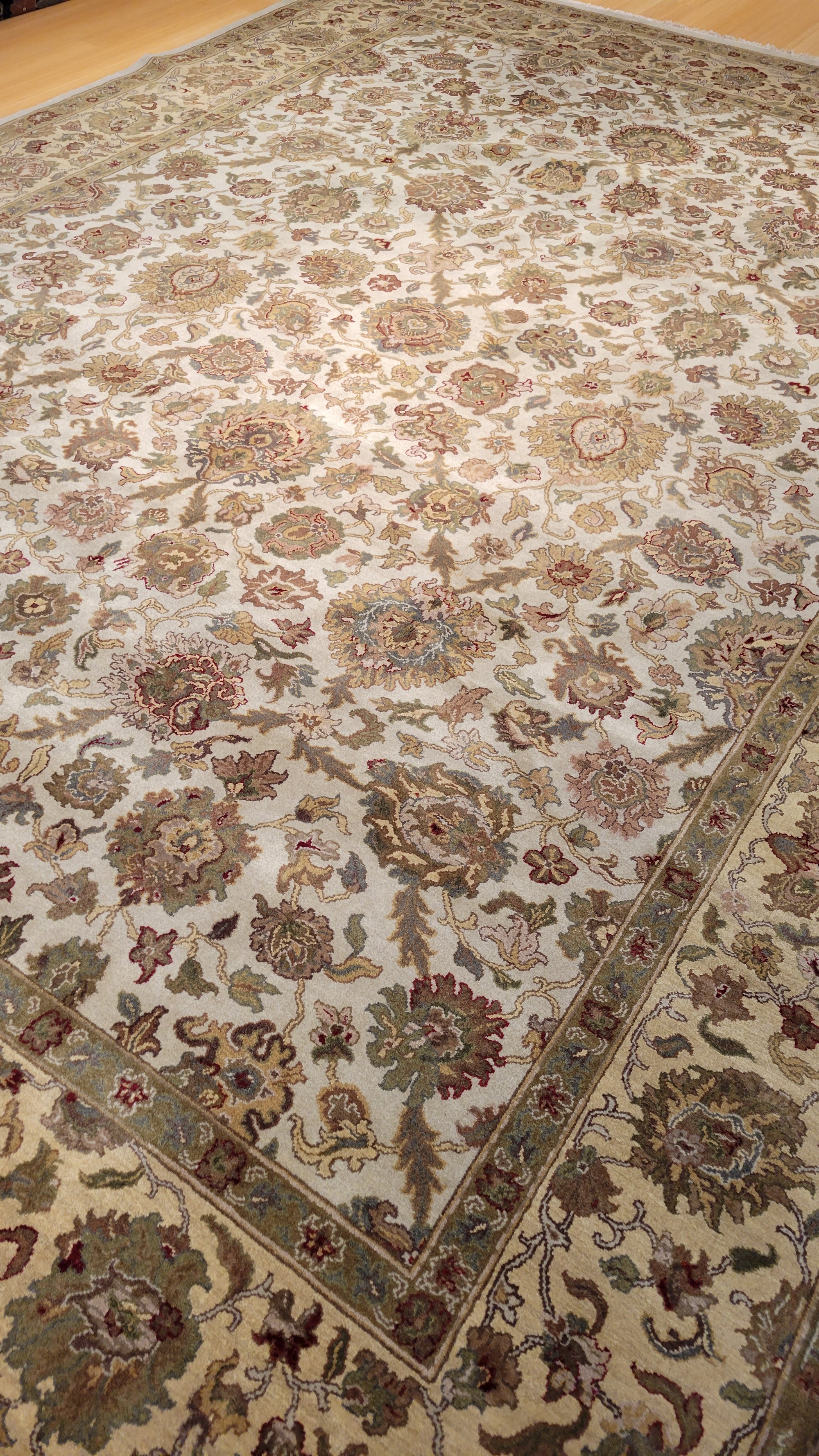 Indo Jaipour 10.2 X 13.8