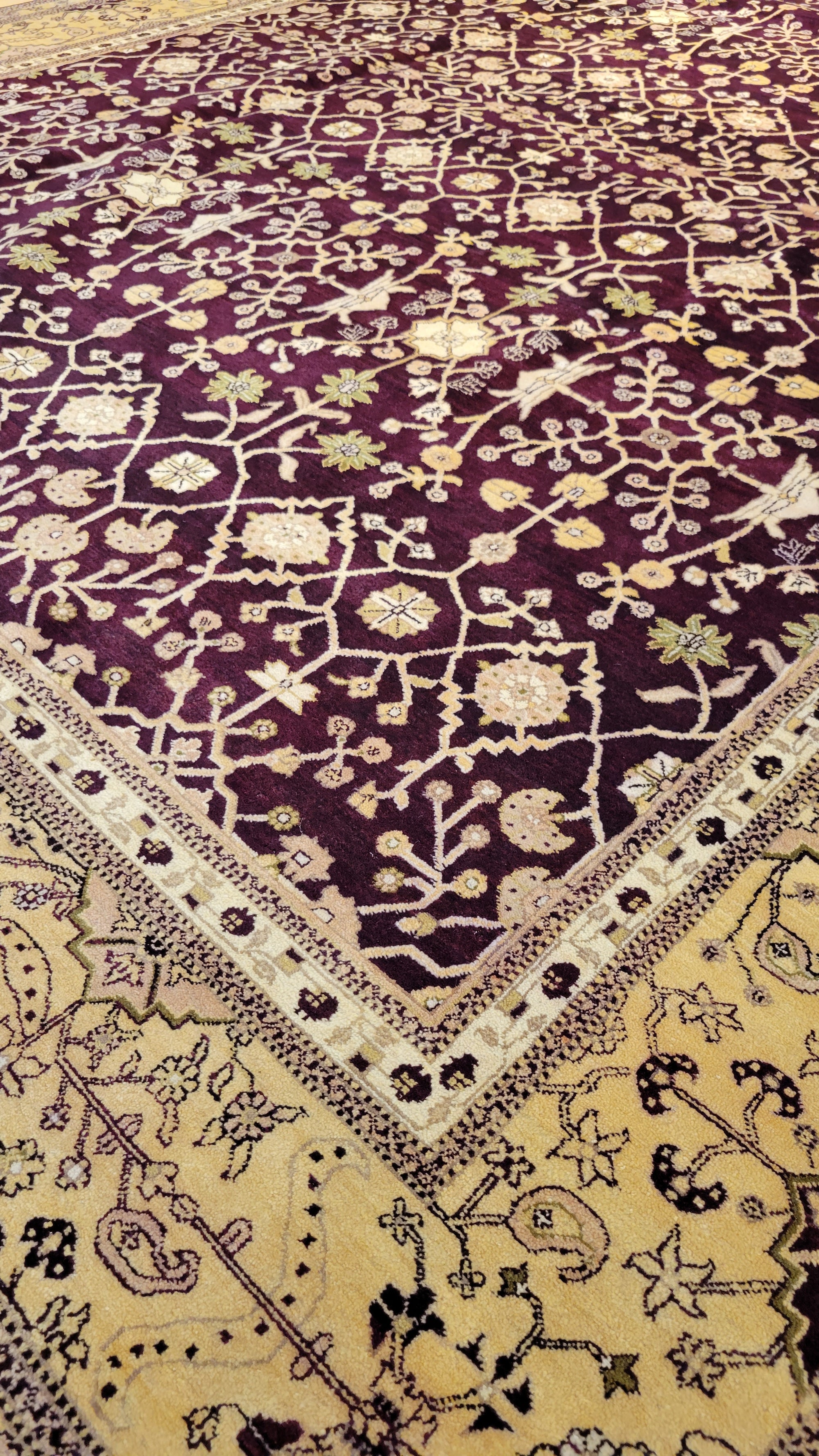 Pakistan Peshawar 10.2 X 13.10