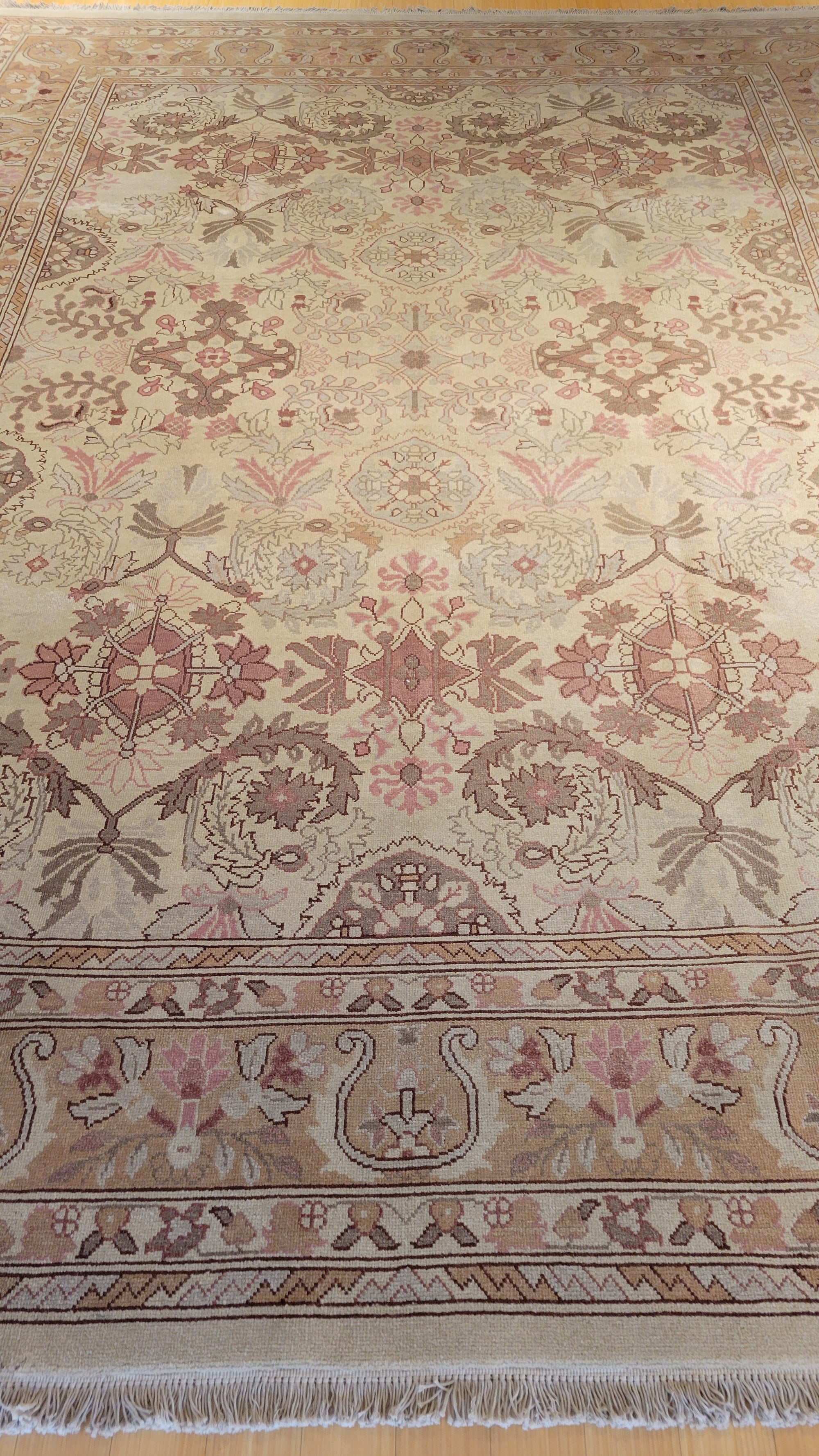 Indo Agra 9.1 X 12.6